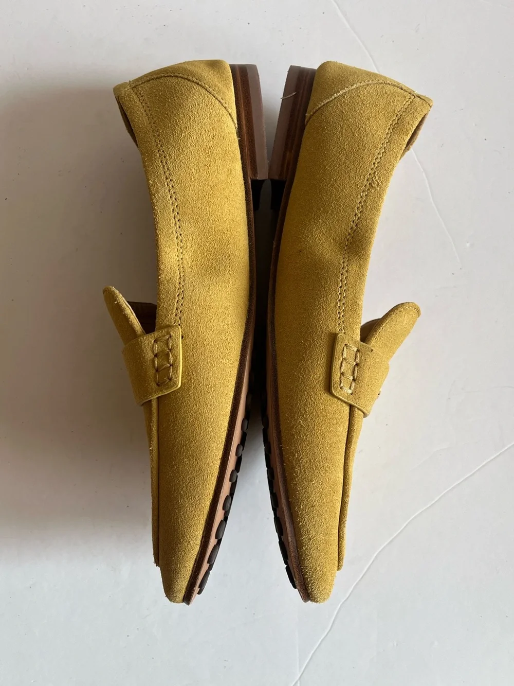 Tory Burch yellow mustard Suede Penny Loafers driving shoe size 7.5M